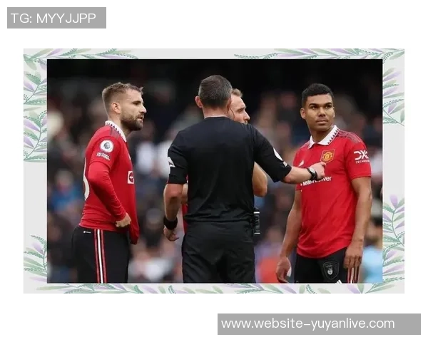 曼联客场挑战曼城激战在即双方阵容与战术解析引人关注